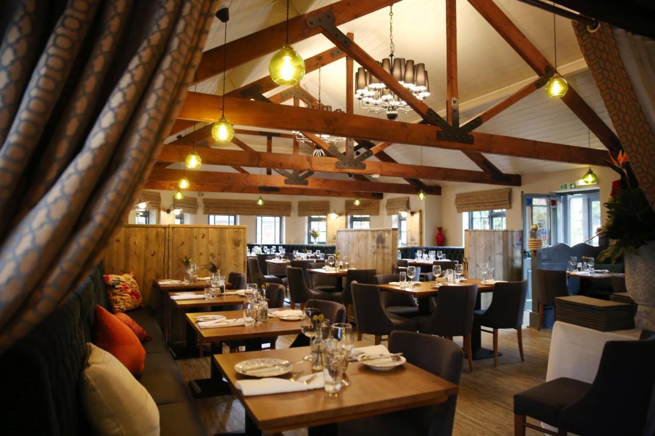The Royal Arms Hotel Sutton Cheney Exterior photo