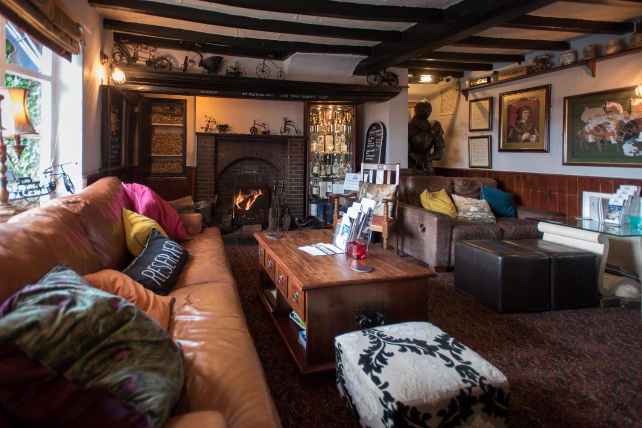 The Royal Arms Hotel Sutton Cheney Exterior photo